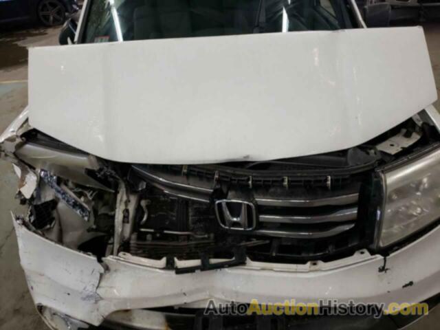 HONDA PILOT LX, 5FNYF4H21CB053911