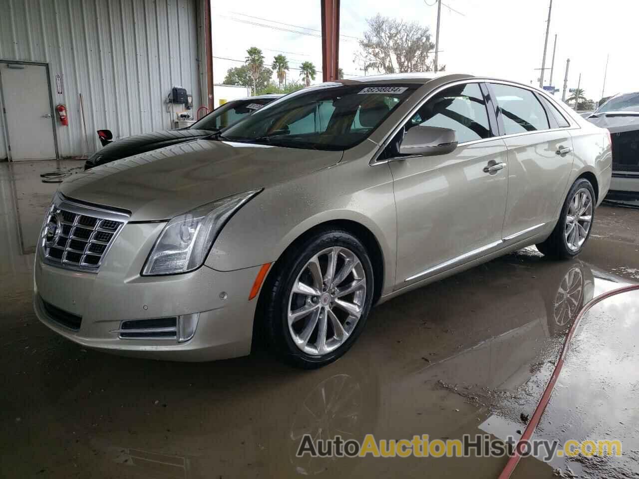 CADILLAC XTS LUXURY COLLECTION, 2G61M5S3XE9325915