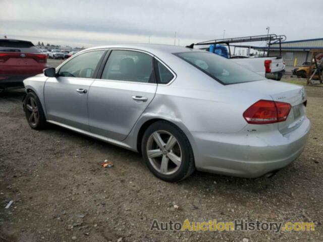 VOLKSWAGEN PASSAT S, 1VWAT7A32FC092035