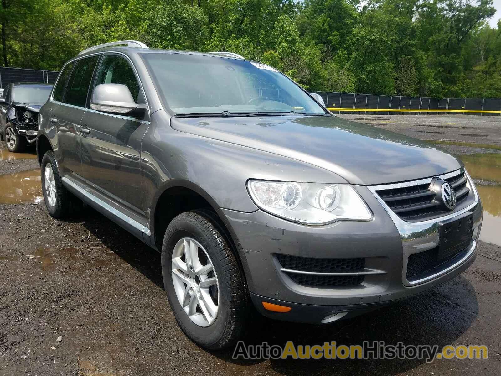 2010 VOLKSWAGEN TOUAREG TD TDI, WVGFK7A93AD000509