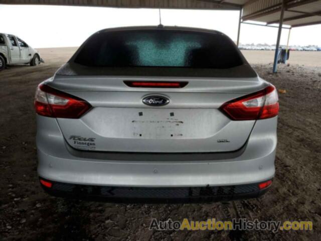 FORD FOCUS SEL, 1FAHP3H23CL357185