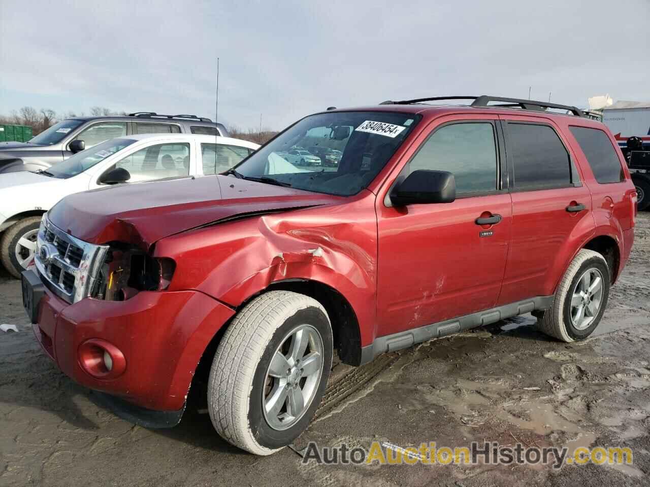 FORD ESCAPE XLT, 1FMCU0DG2CKB31086