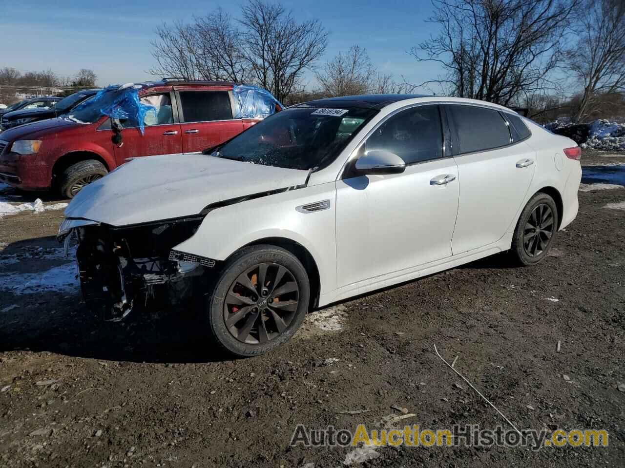 KIA OPTIMA LX, 5XXGT4L38JG248015