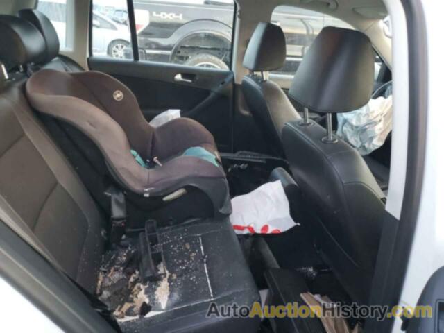 VOLKSWAGEN TIGUAN S, WVGBV7AX6GW526456