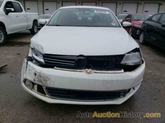 VOLKSWAGEN JETTA SE, 3VWDX7AJ3DM415391