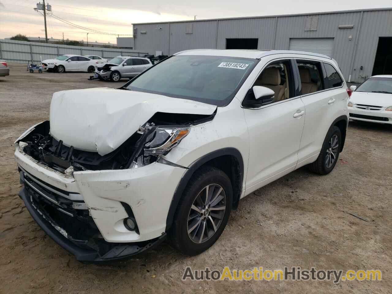 2018 TOYOTA HIGHLANDER SE, 5TDKZRFH8JS535625