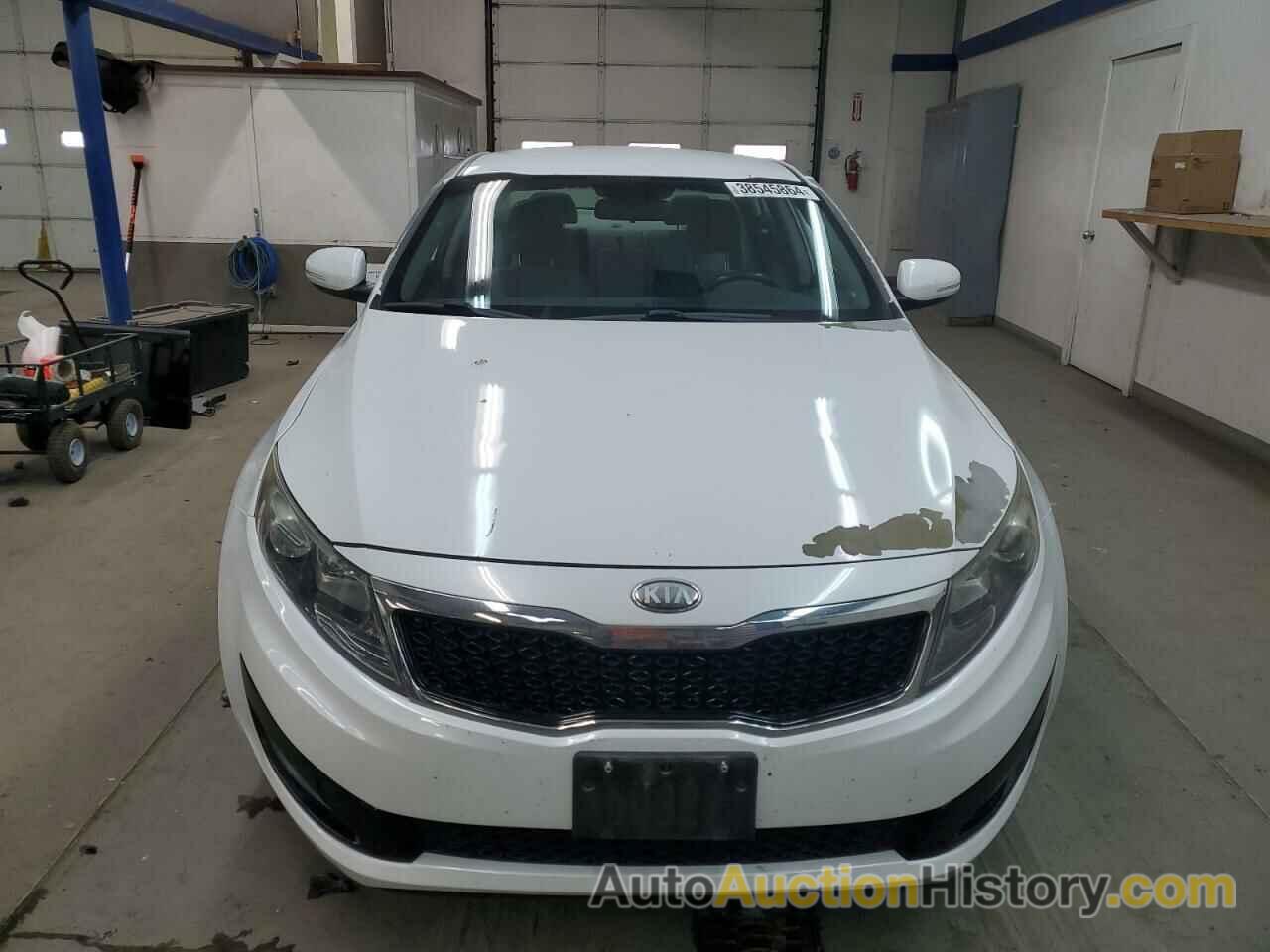 KIA OPTIMA LX, 5XXGM4A73DG227970