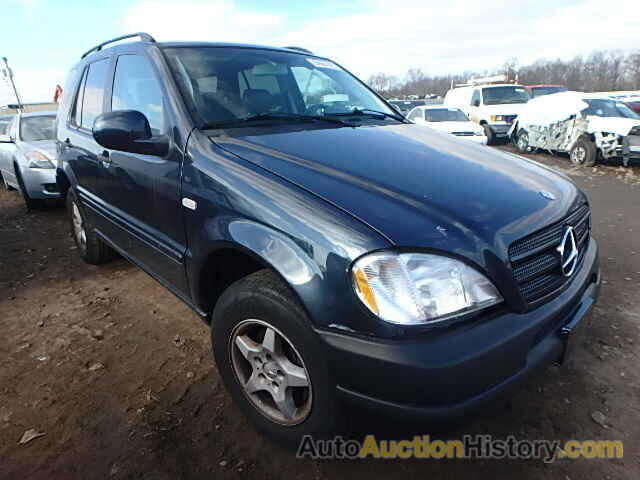 2001 MERCEDES-BENZ ML320, 4JGAB54E01A284027