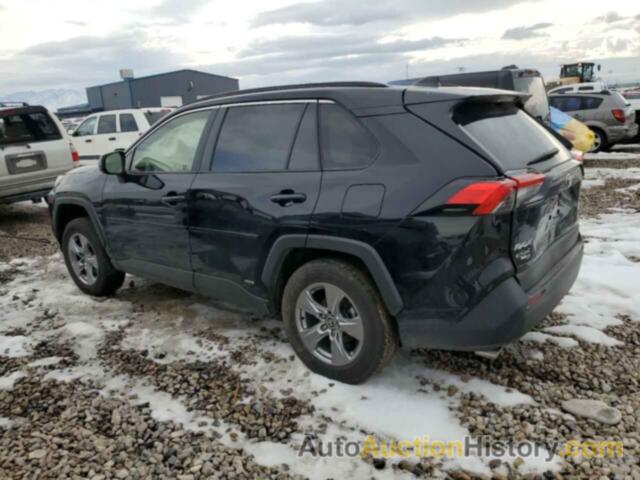 TOYOTA RAV4 LE, JTMLWRFV2ND142370