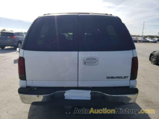 CHEVROLET SUBURBAN C1500, 3GNEC16T01G236690