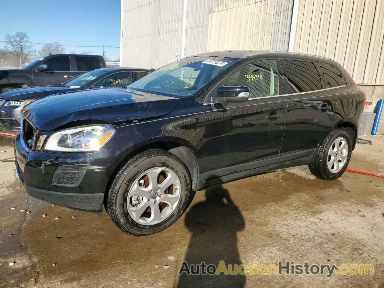 VOLVO XC60 3.2, YV4952DL3D2373193