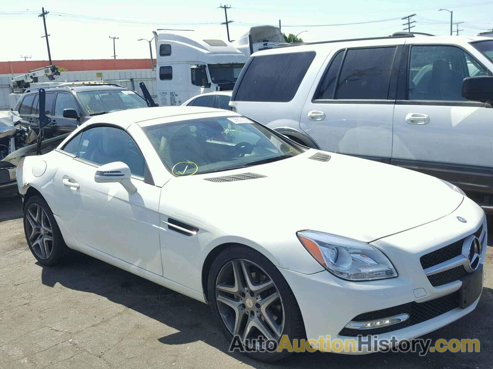 2013 MERCEDES-BENZ SLK 250, WDDPK4HA0DF060737