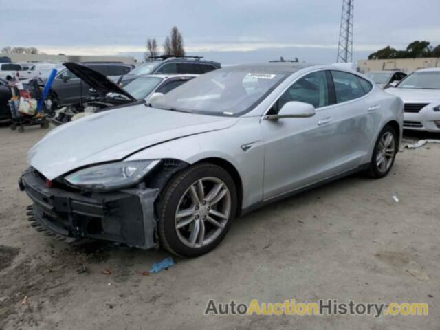 TESLA MODEL S, 5YJSA1H17EFP60783