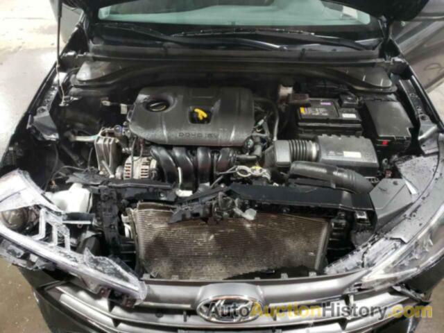 HYUNDAI ELANTRA SEL, 5NPD84LF3KH451575