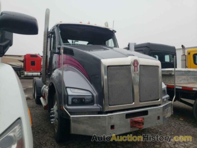 KENWORTH All Models T880, 1XKZDP9X4HJ170179