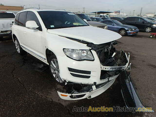 2010 VOLKSWAGEN TOUAREG TD, WVGFK7A92AD002154