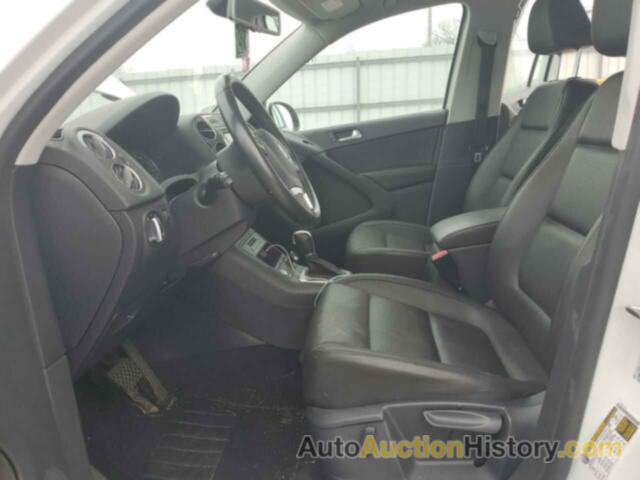 VOLKSWAGEN TIGUAN S, WVGBV7AX9HK027983