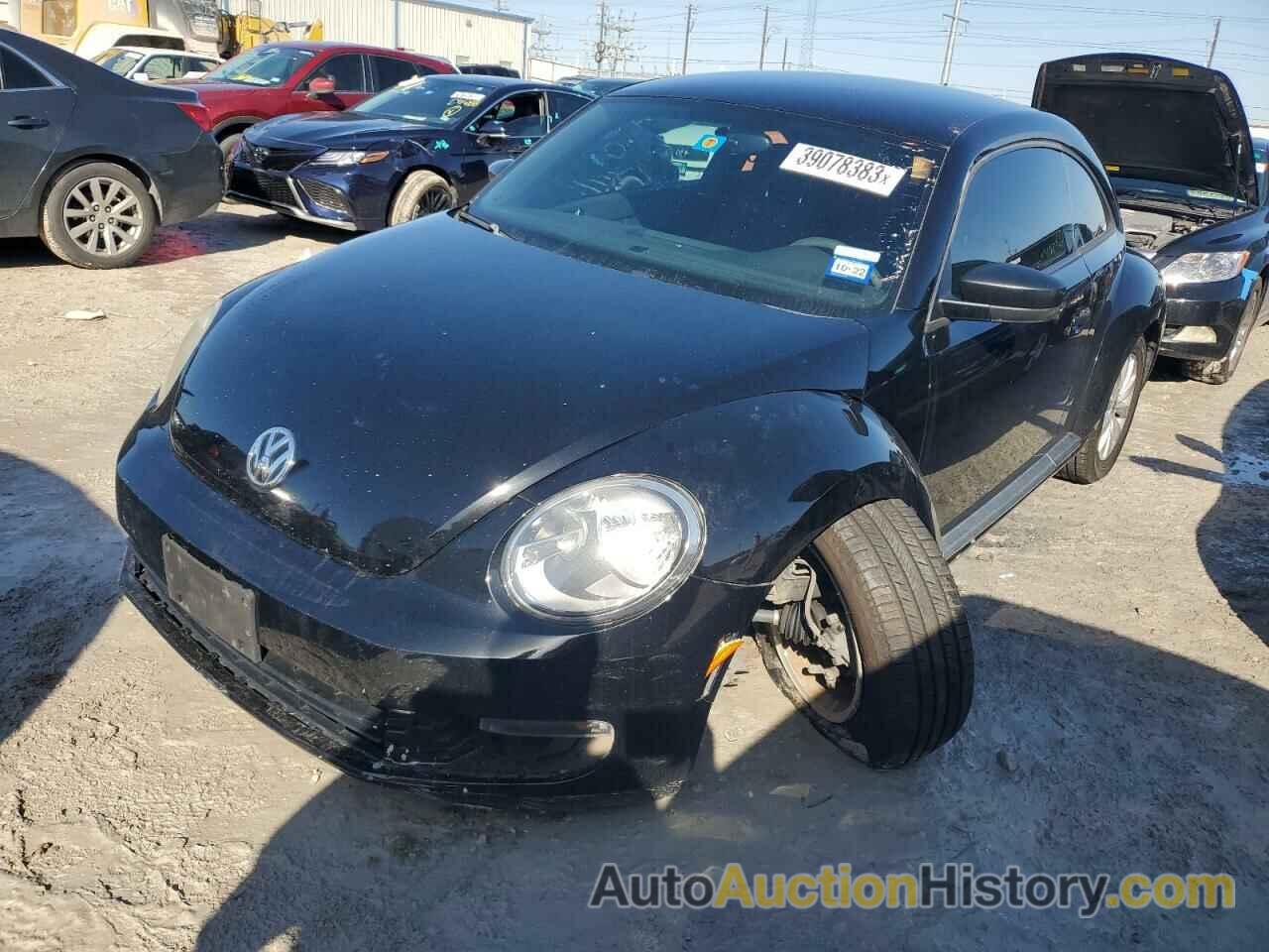 2013 VOLKSWAGEN BEETLE, 3VWFP7AT3DM653655