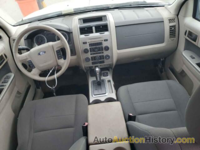 FORD ESCAPE HYBRID, 1FMCU49339KD10775