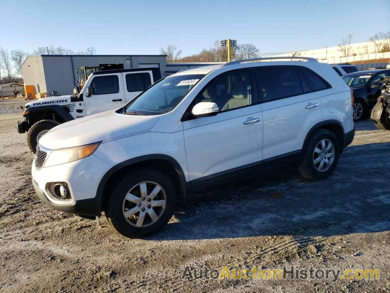 2011 KIA SORENTO BASE, 5XYKT3A10BG101920