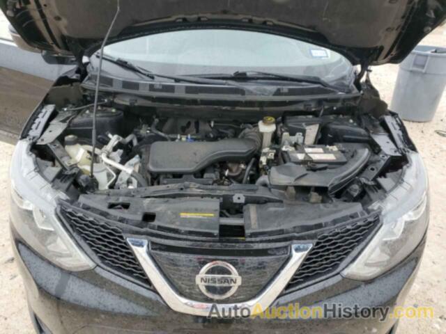 NISSAN ROGUE S, JN1BJ1CP8KW526707