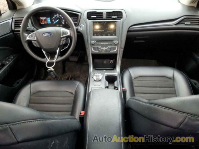 FORD FUSION SE, 3FA6P0HD7JR257015