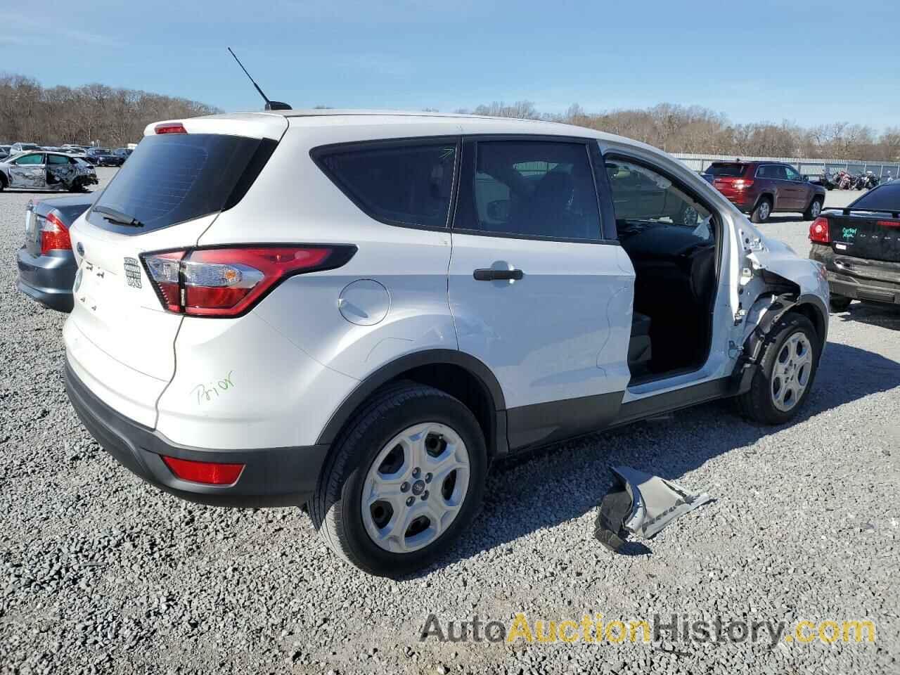 FORD ESCAPE S, 1FMCU0F70JUA37304