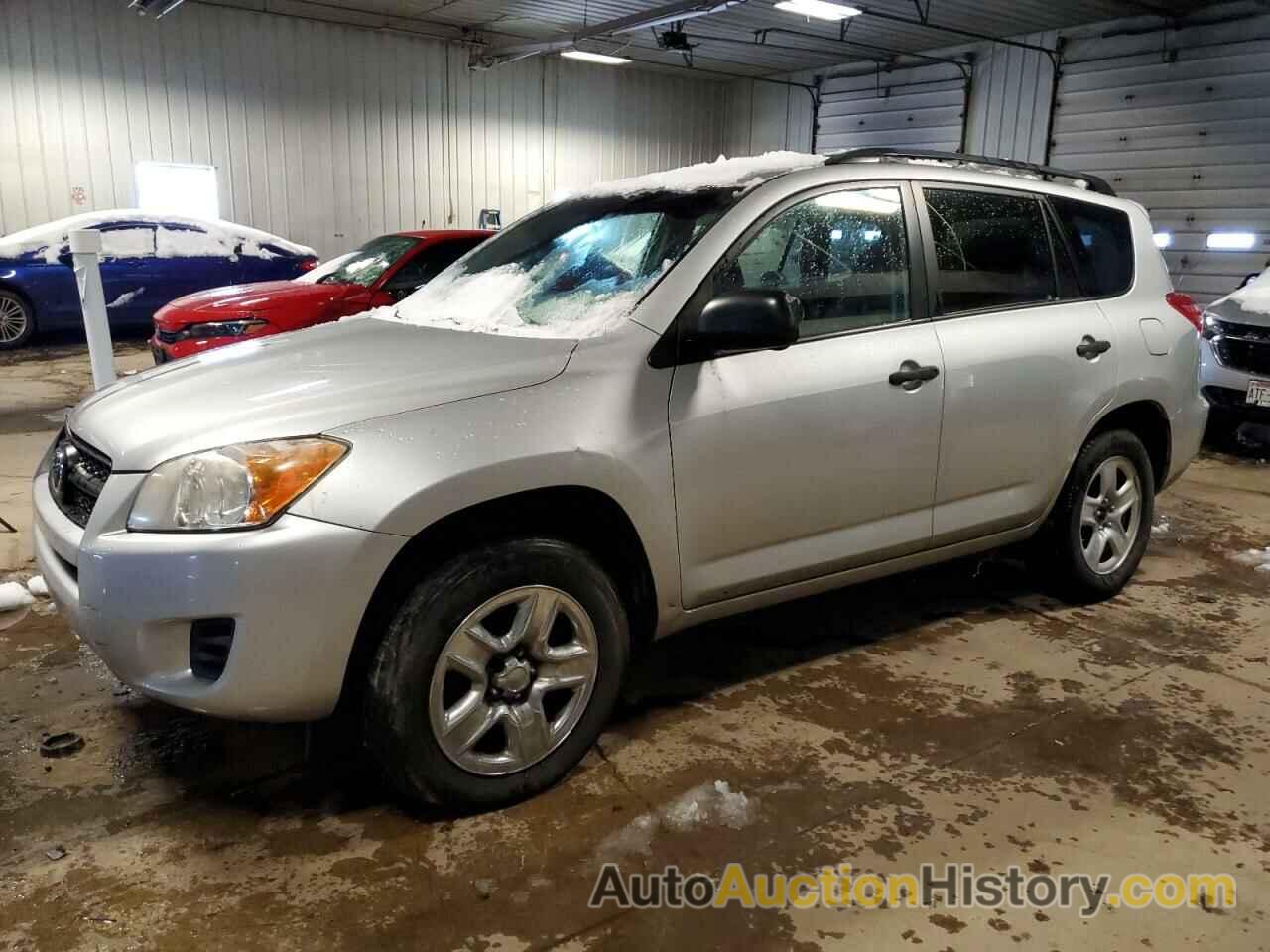 TOYOTA RAV4, 2T3BF4DV8CW215081