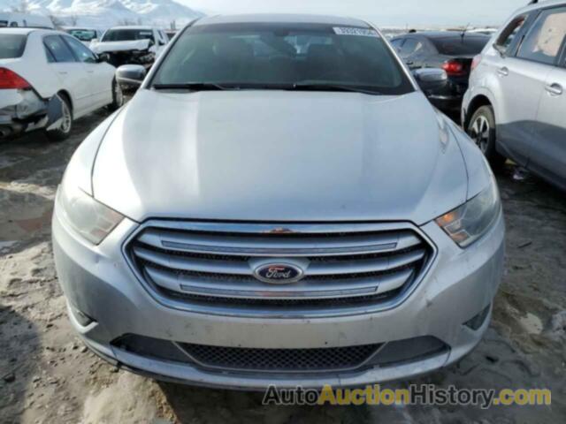 FORD TAURUS LIMITED, 1FAHP2F81DG210147