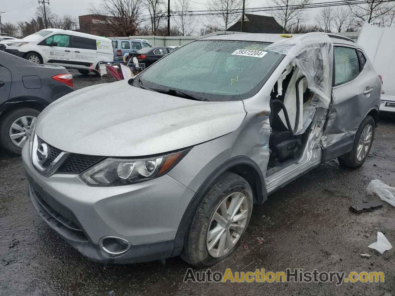 NISSAN ROGUE S, JN1BJ1CR9HW124849