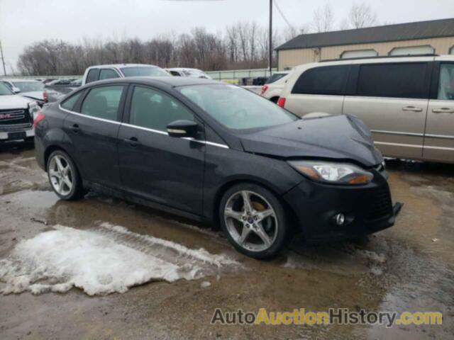 FORD FOCUS TITANIUM, 1FADP3J23DL379911