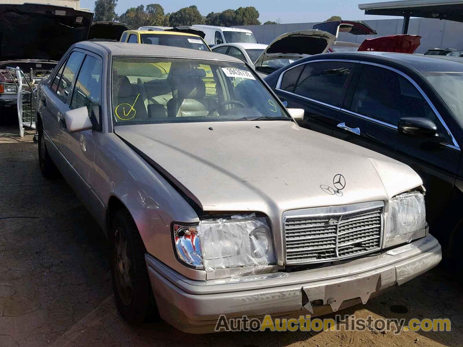 1995 MERCEDES-BENZ E 320 BASE, WDBEA32E3SC159964