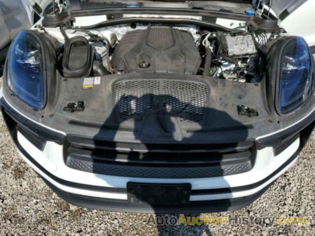 PORSCHE MACAN, WP1AA2A53NLB00931