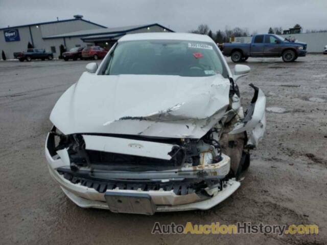 FORD FUSION SE, 3FA6P0HD2HR165840