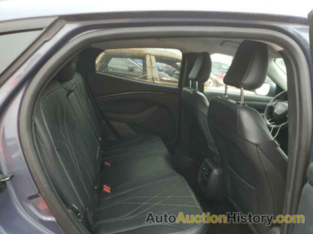 FORD MUSTANG SELECT, 3FMTK1RM2MMA20445