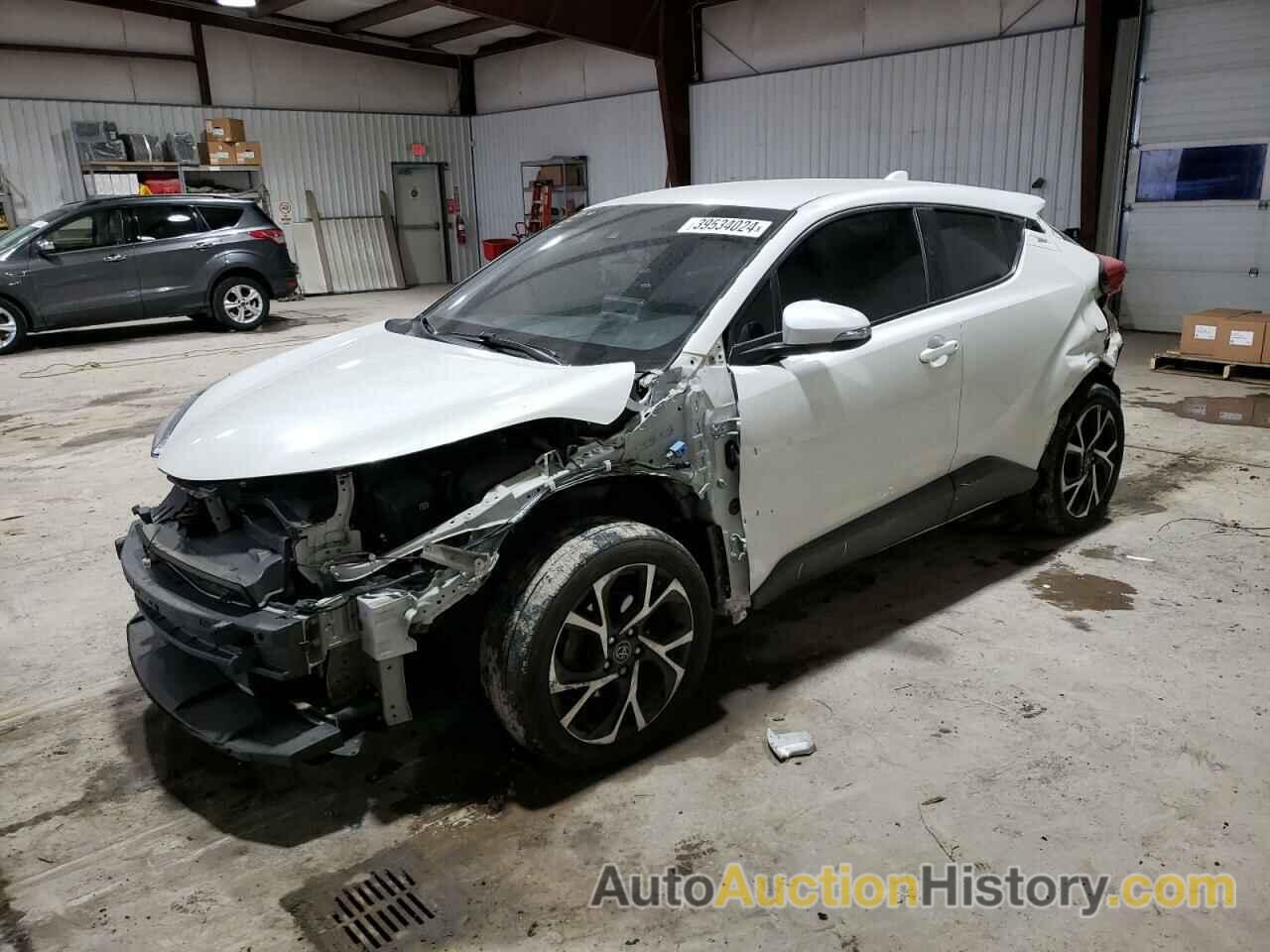 TOYOTA C-HR XLE, NMTKHMBX9KR085955