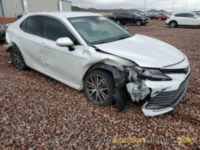 TOYOTA CAMRY XLE, 4T1F11AK4NU004299