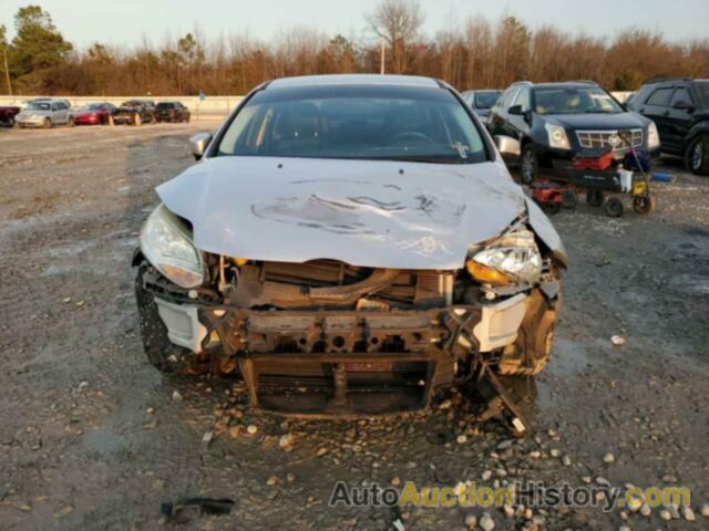 FORD FOCUS SE, 1FADP3F27EL389366