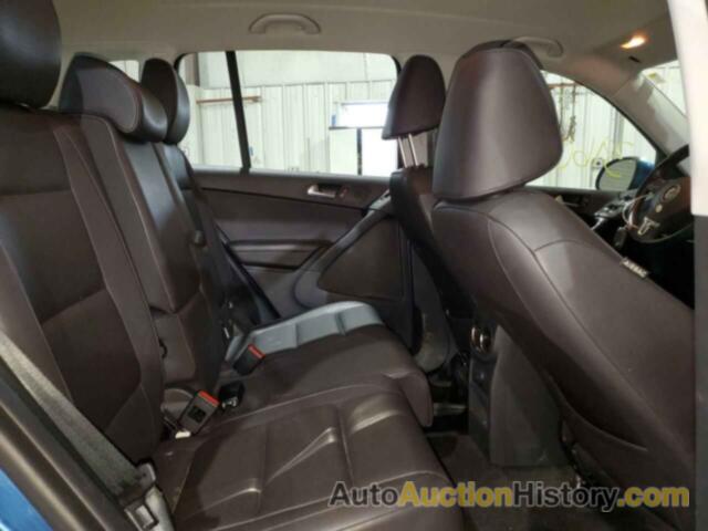 VOLKSWAGEN TIGUAN S, WVGAV7AX0HK042206