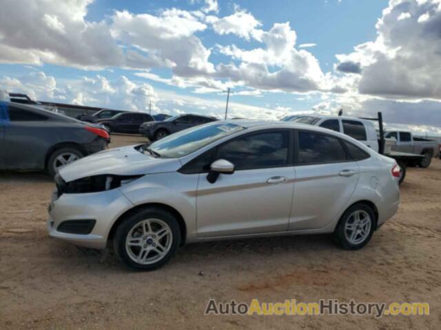 FORD FIESTA SE, 3FADP4BJXKM163139