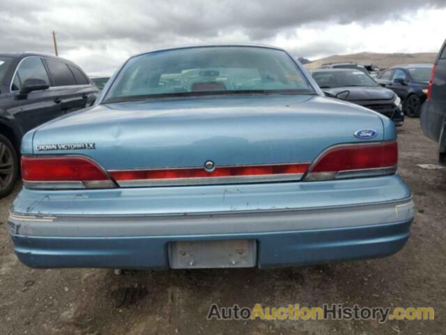 FORD CROWN VIC LX, 2FALP74W6RX176359