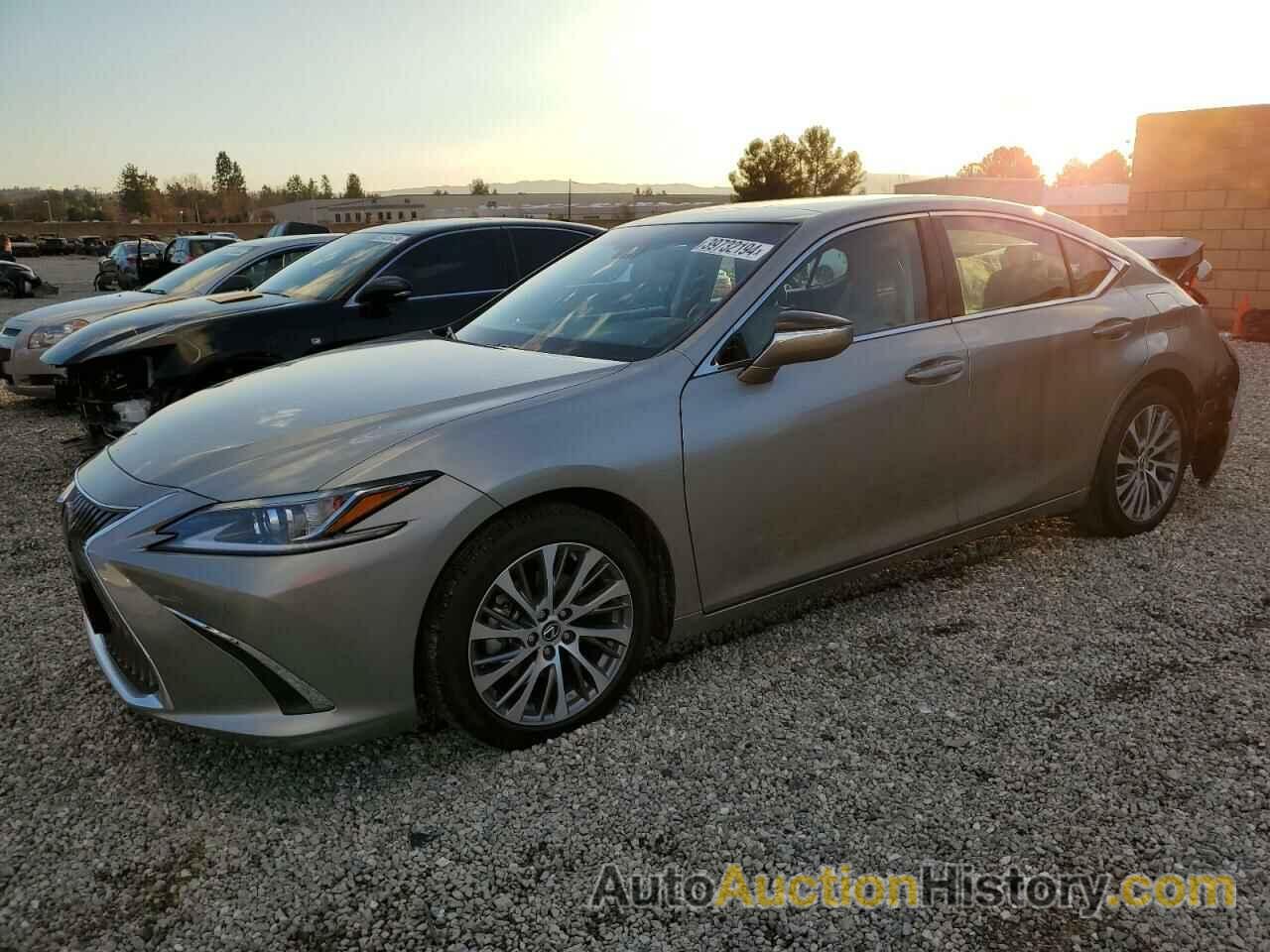 LEXUS ES350 350 BASE, 58ADZ1B17MU087708