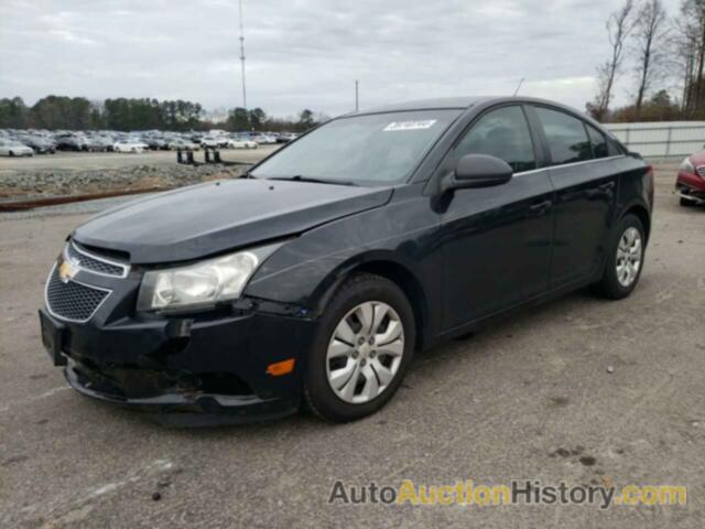 CHEVROLET CRUZE LS, 1G1PD5SH4C7328268