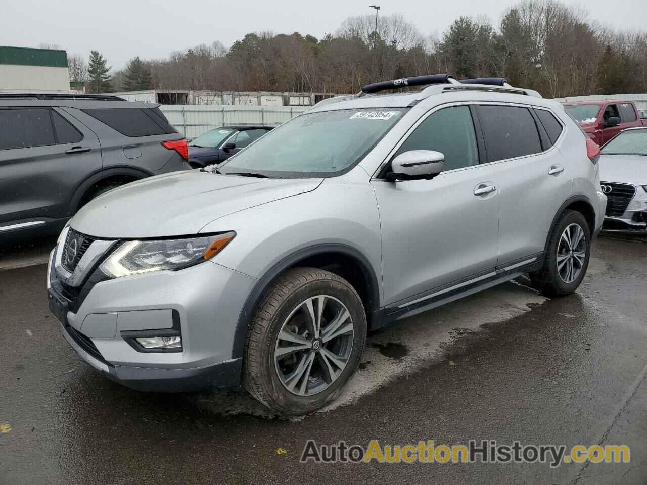 NISSAN ROGUE SV, 5N1AT2MV7HC731639