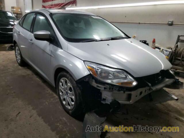 FORD FOCUS SE, 1FAHP3F2XCL381440