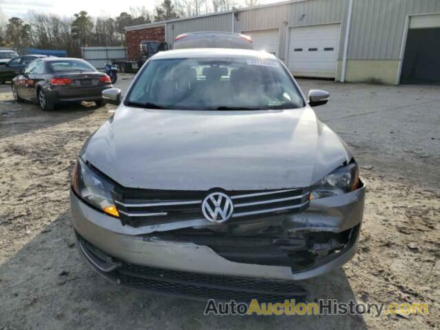 VOLKSWAGEN PASSAT S, 1VWAP7A32DC032435