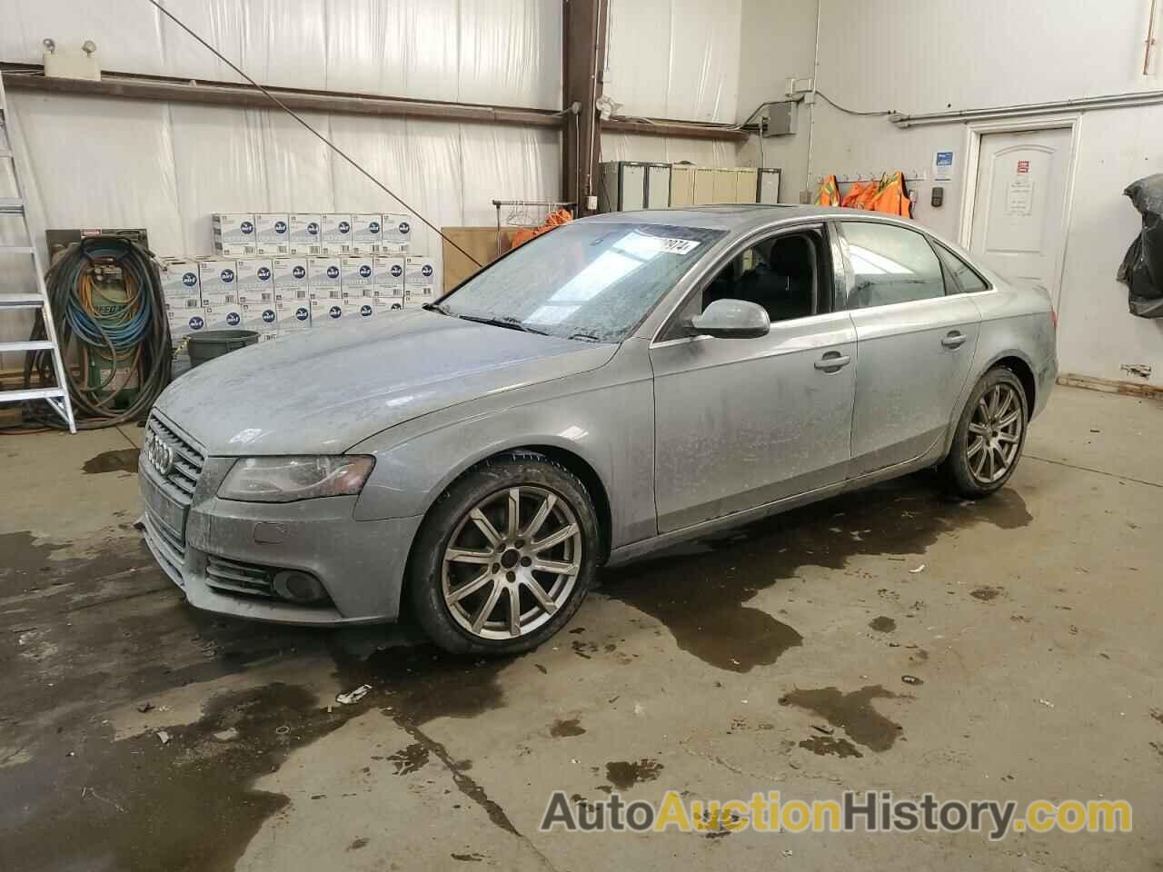 AUDI A4 PREMIUM PLUS, WAUFFCFLXAN031043