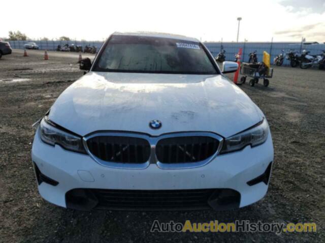 BMW 3 SERIES, WBA5R1C57KAJ99650