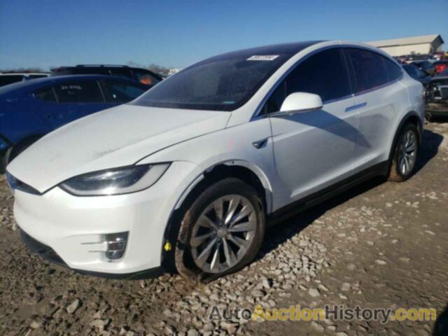 TESLA MODEL X, 5YJXCBE22JF114273