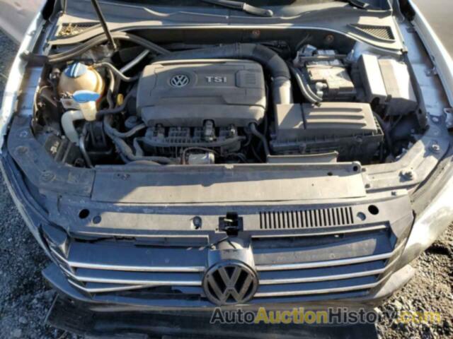 VOLKSWAGEN PASSAT S, 1VWAT7A3XFC037560